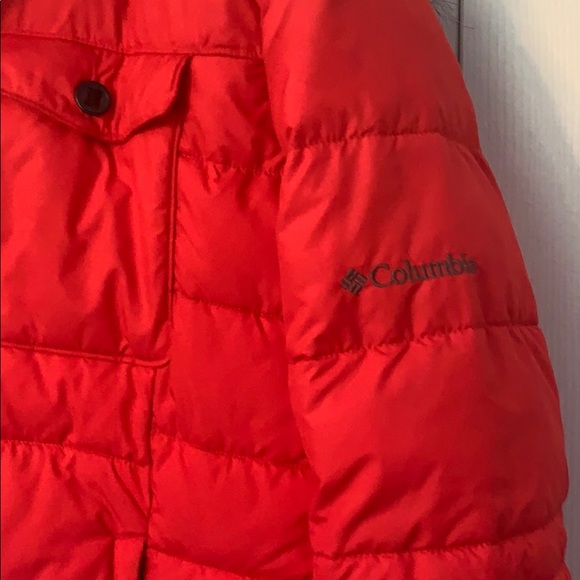 Columbia Puffer Jacket with  Hood - Picture 2 of 6